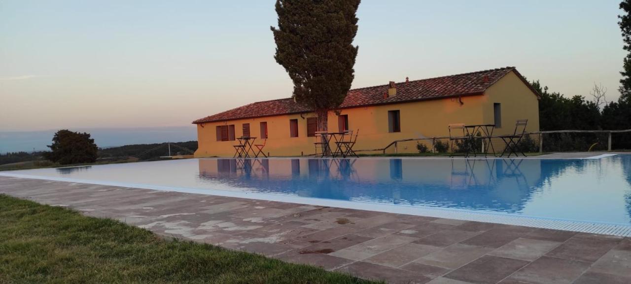 Agriturismo Cheloni Guasticce 外观 照片