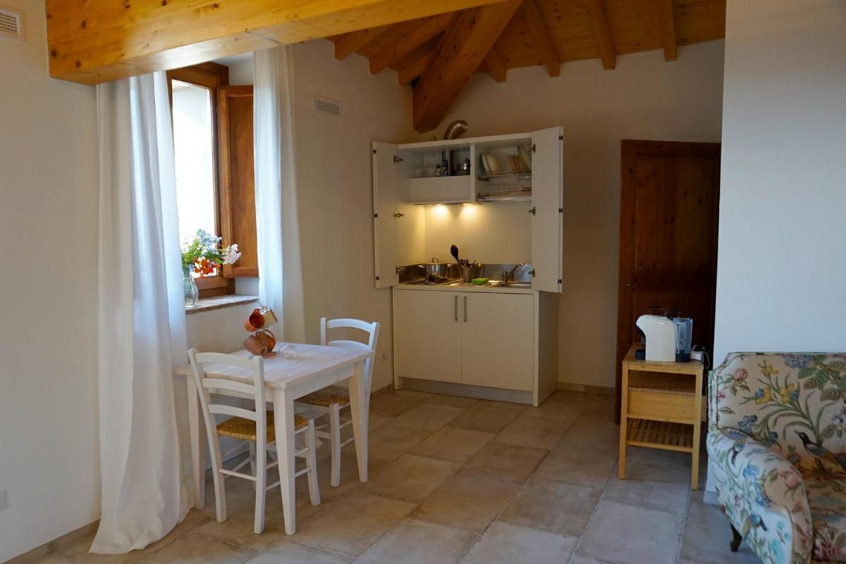 Agriturismo Cheloni Guasticce 外观 照片