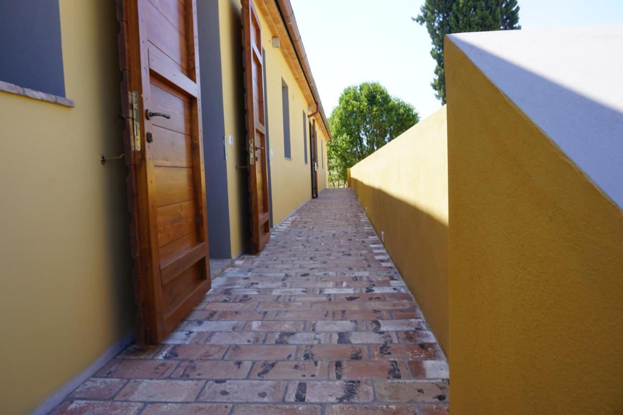 Agriturismo Cheloni Guasticce 外观 照片